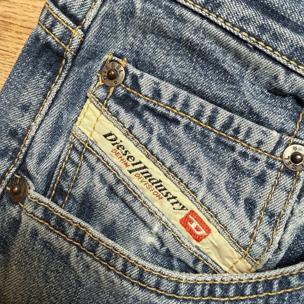 Vintage Diesel Cheyenne Jeans Men 32x34 Blue Straight Leg Made Italy Y2K (Tag34)